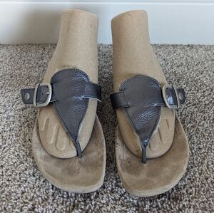 UGG Gypsy Grey Leather Sandal sz 8